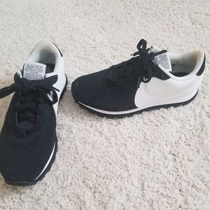 Nike Cortez